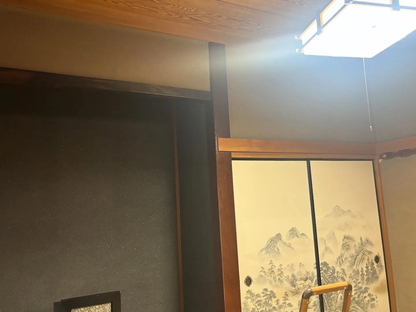【和室砂壁、照明交換工事】